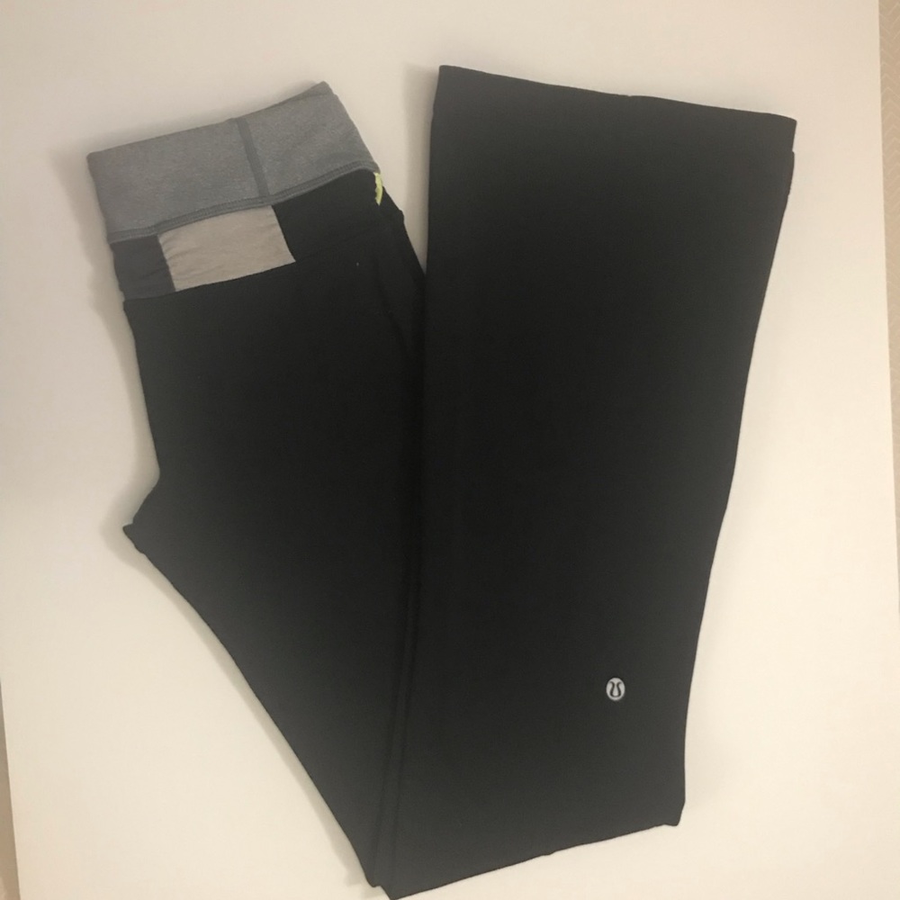 Lululemon Reversible Flared
